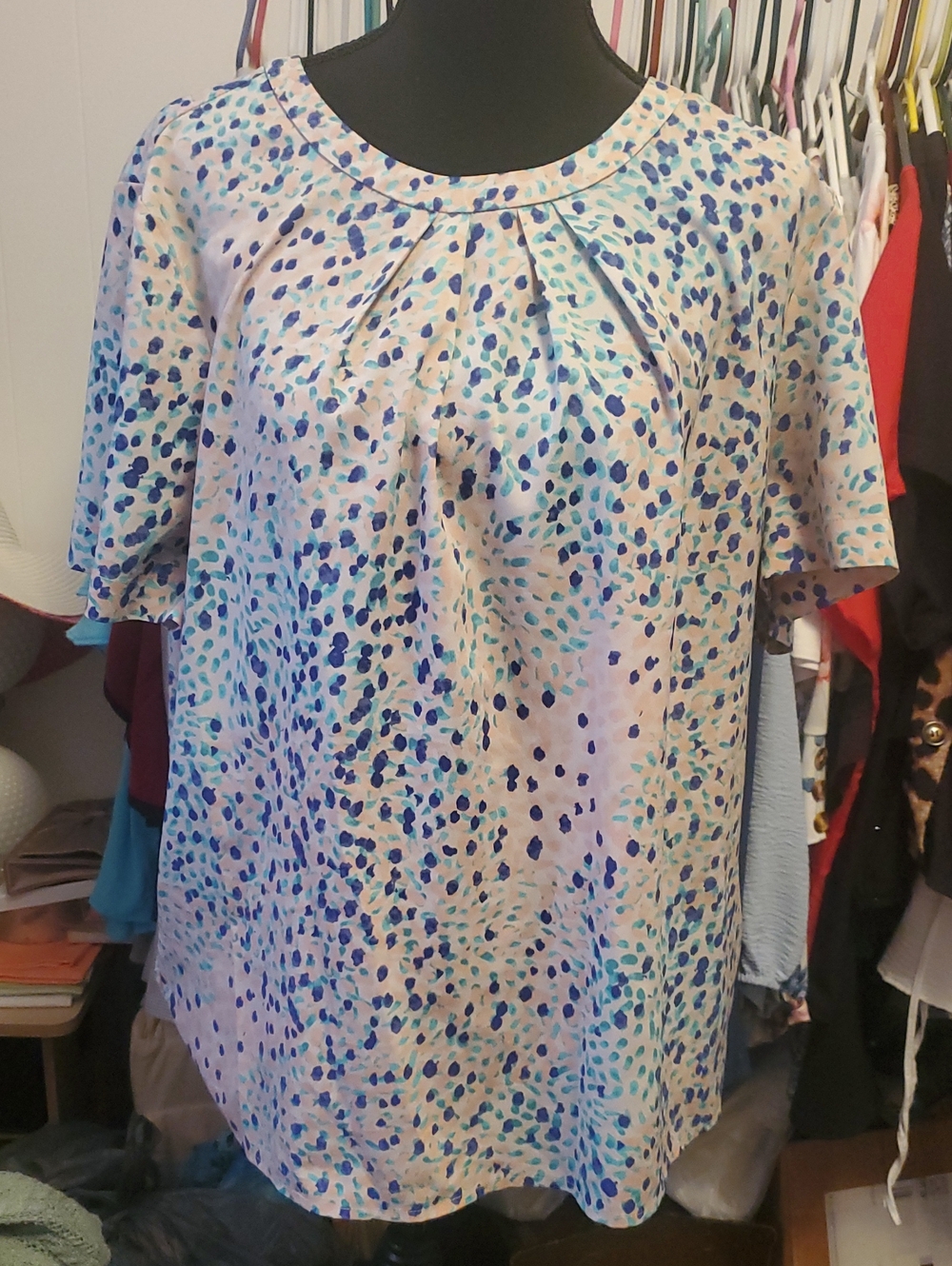 Banana Republic Blue Speckled Short Sleeve Pleat Neck Blouse